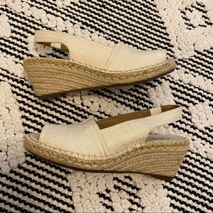 Clarks cream canvas wedge